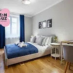 Tyzenhauz Topolowa 4* كراكوفيا