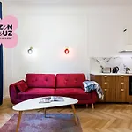 شقة فندقية Tyzenhauz Topolowa