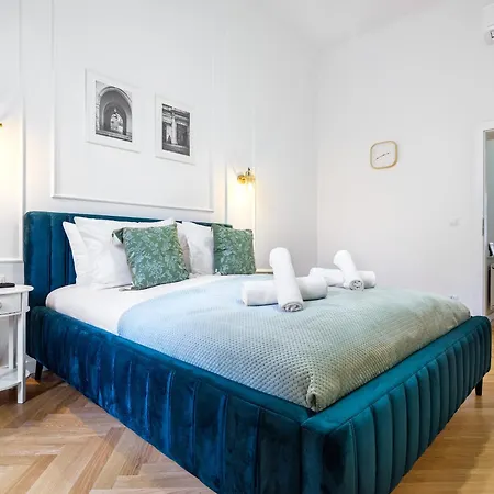 Tyzenhauz Topolowa Aparthotel Krakau