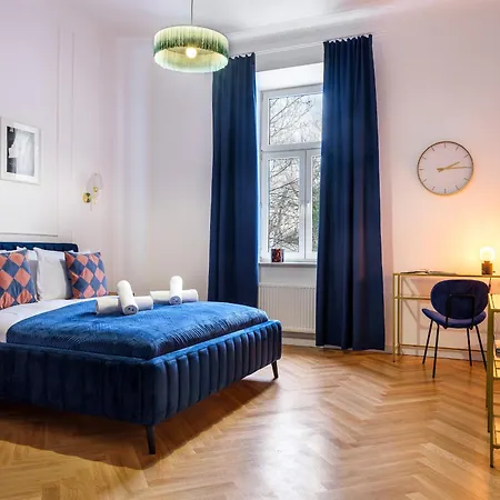 Tyzenhauz Topolowa Aparthotel Krakau