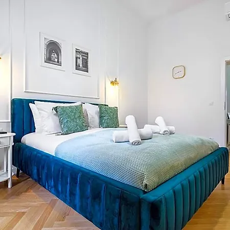 Tyzenhauz Topolowa 4* 克拉科夫