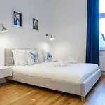 Tyzenhauz Topolowa Апарт-отель 4*