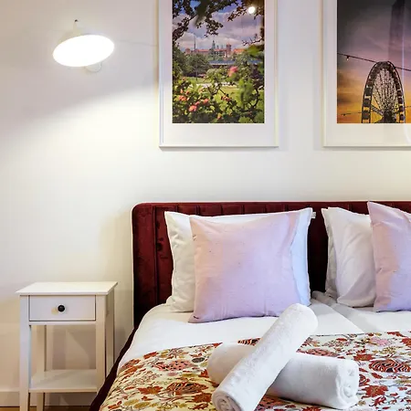 Апарт-отель Tyzenhauz Topolowa 4*