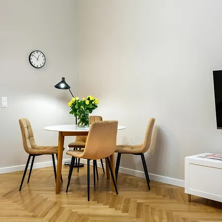 Hotel apartamentowy Tyzenhauz Topolowa *