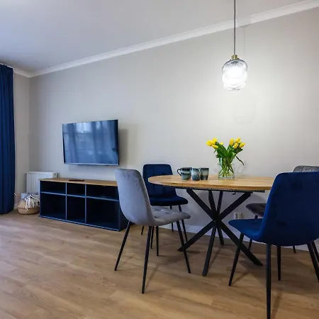 Tyzenhauz Topolowa Hotel apartamentowy