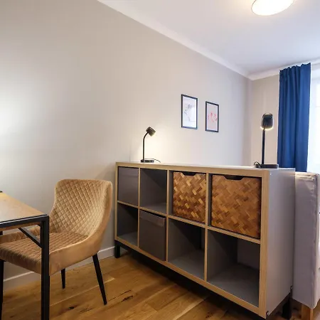 Tyzenhauz Topolowa Aparthotel